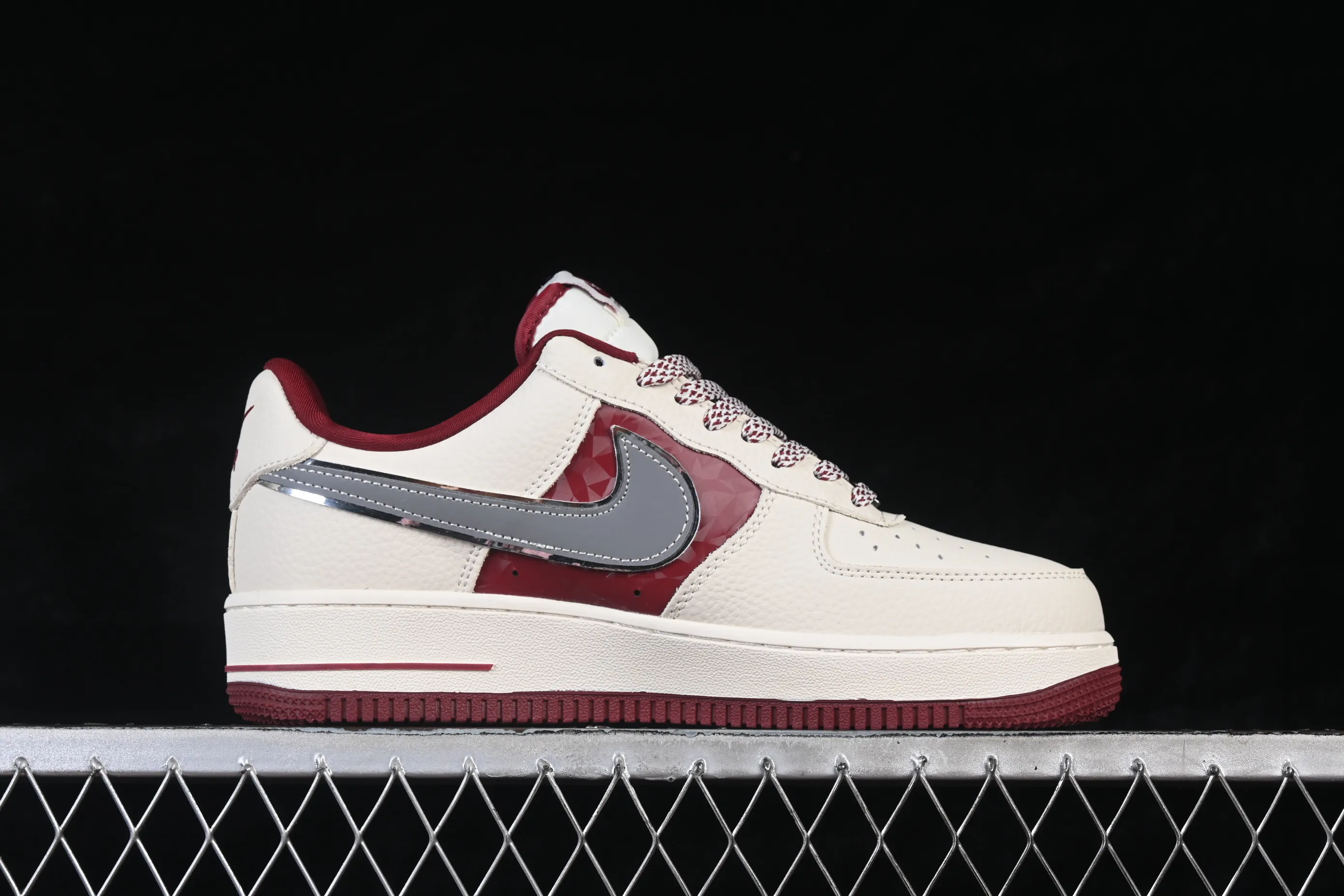 All categories Nk Air Force 1 Air Force series Nk Air Force 1 Low Air Force low top Nike Air Force 1'07 Low North Face joint cinnabar diamond Air Force 1 low top casual sneakers DF0188-112
